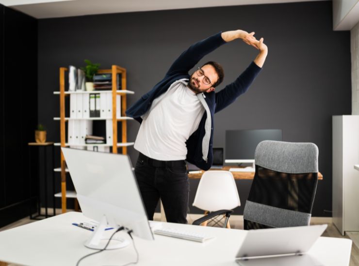 stretching in ufficio