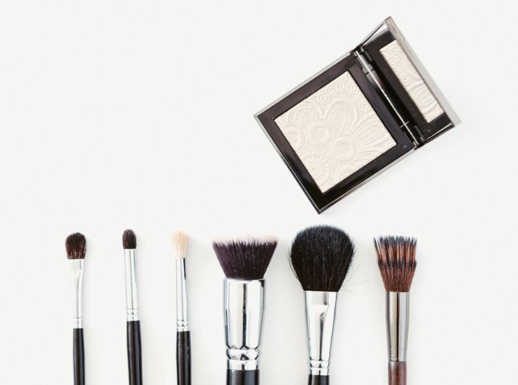 Trucco per occhi principianti pennelli