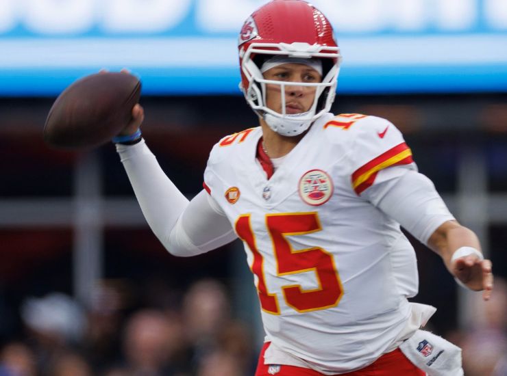 Patrick Mahomes Football Americano