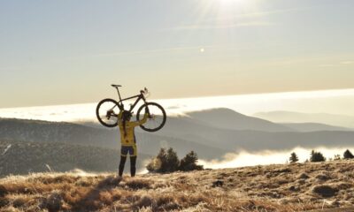 andare in bicicletta