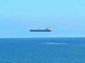 Fata Morgana fenomeno ottico navi orizzonte