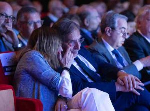 Santanchè La Russa ricchezza politici italiani 