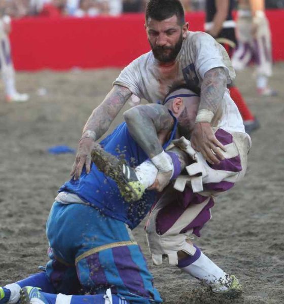 Calcio storico fiorentino e radici